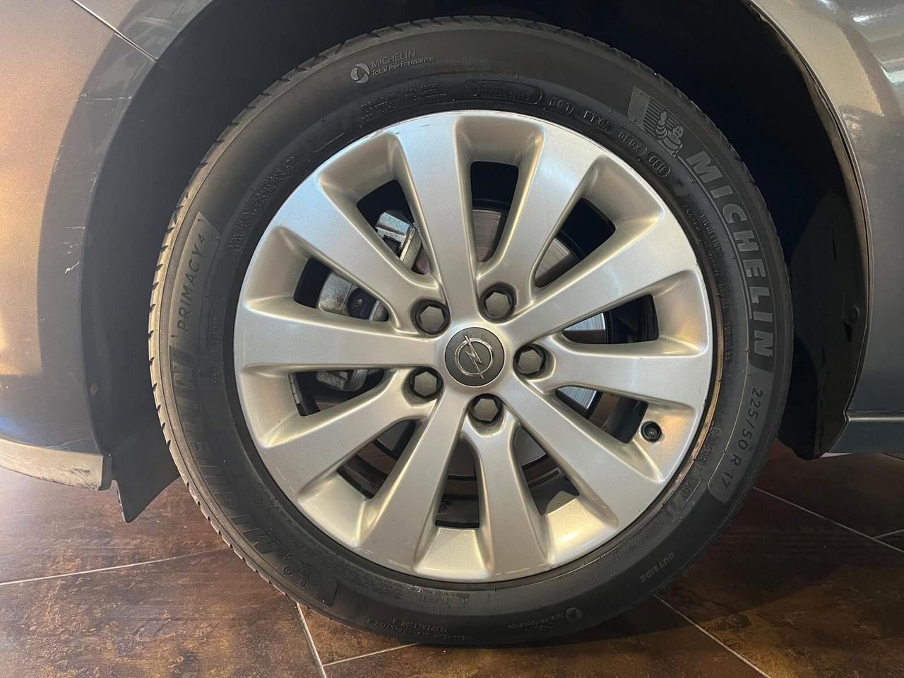 Opel Astra 1.7 CDTI 110CV Sports Tourer Cosmo