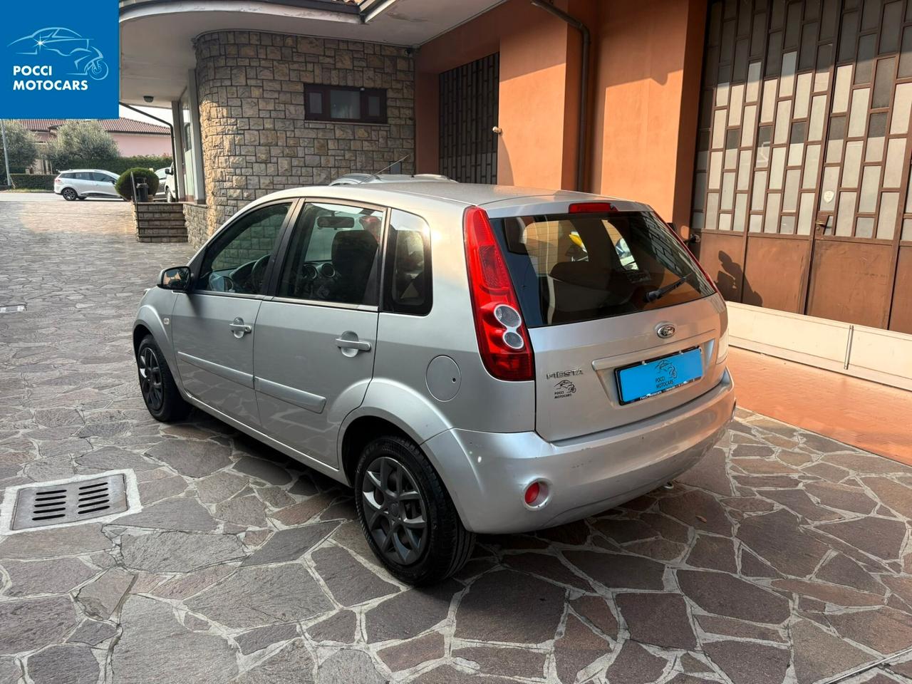 Ford Fiesta 1.2 16V 5p. Ghia