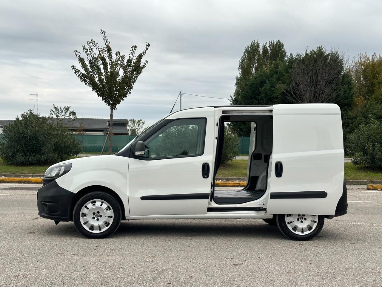 Fiat Doblo Doblò 1.4 T-Jet Natural Power PC-TN Cargo Lamierato SX