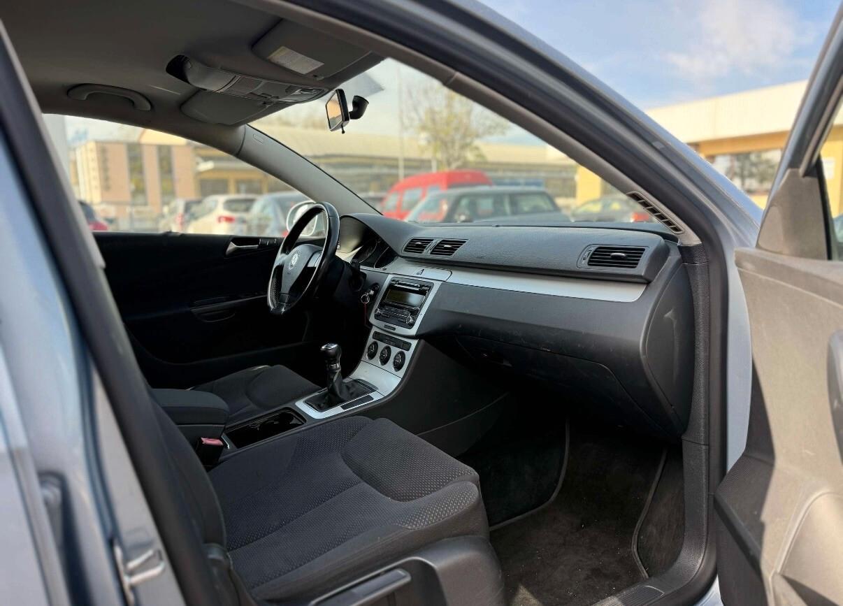 Volkswagen Passat 2.0 TDI 110CV DPF Comfortline