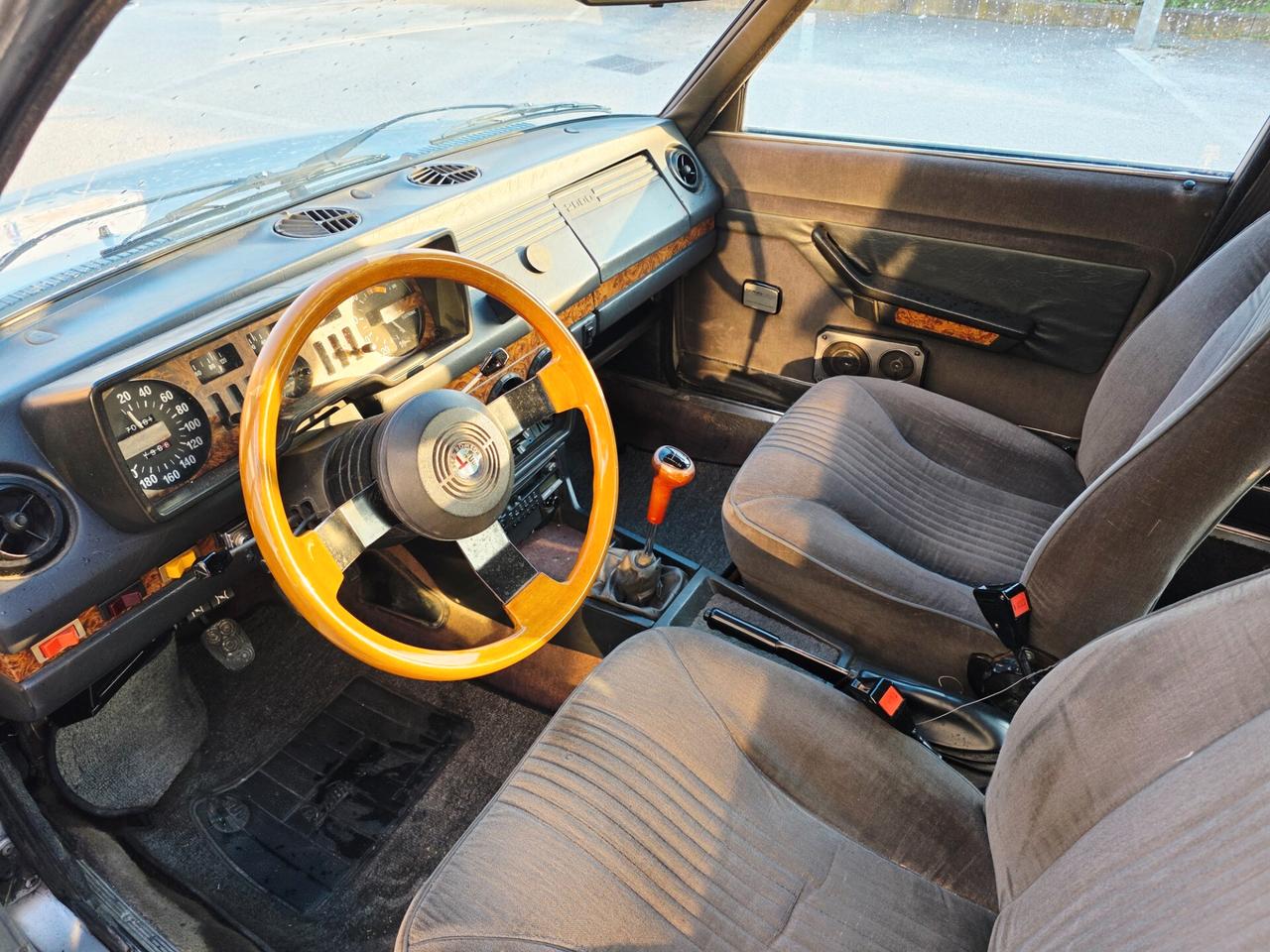 Alfa Romeo Alfetta 2000 quadrifoglio oro