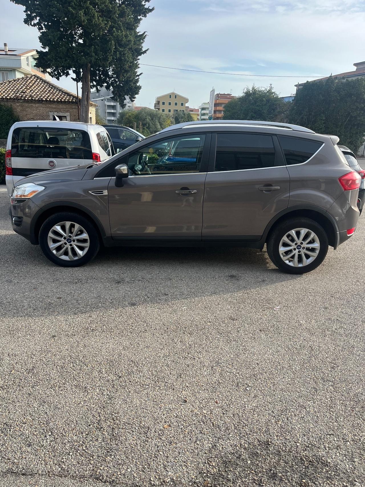 Ford Kuga 2.0 TDCi 163 CV 4WD Powersh.Titanium DPF