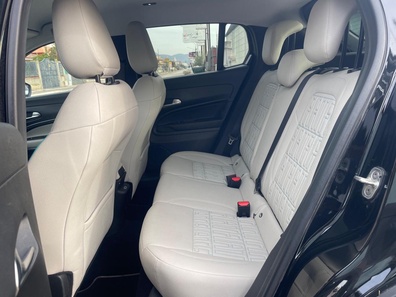 Fiat 600 Hybrid 136 CV DCT MHEV La Prima