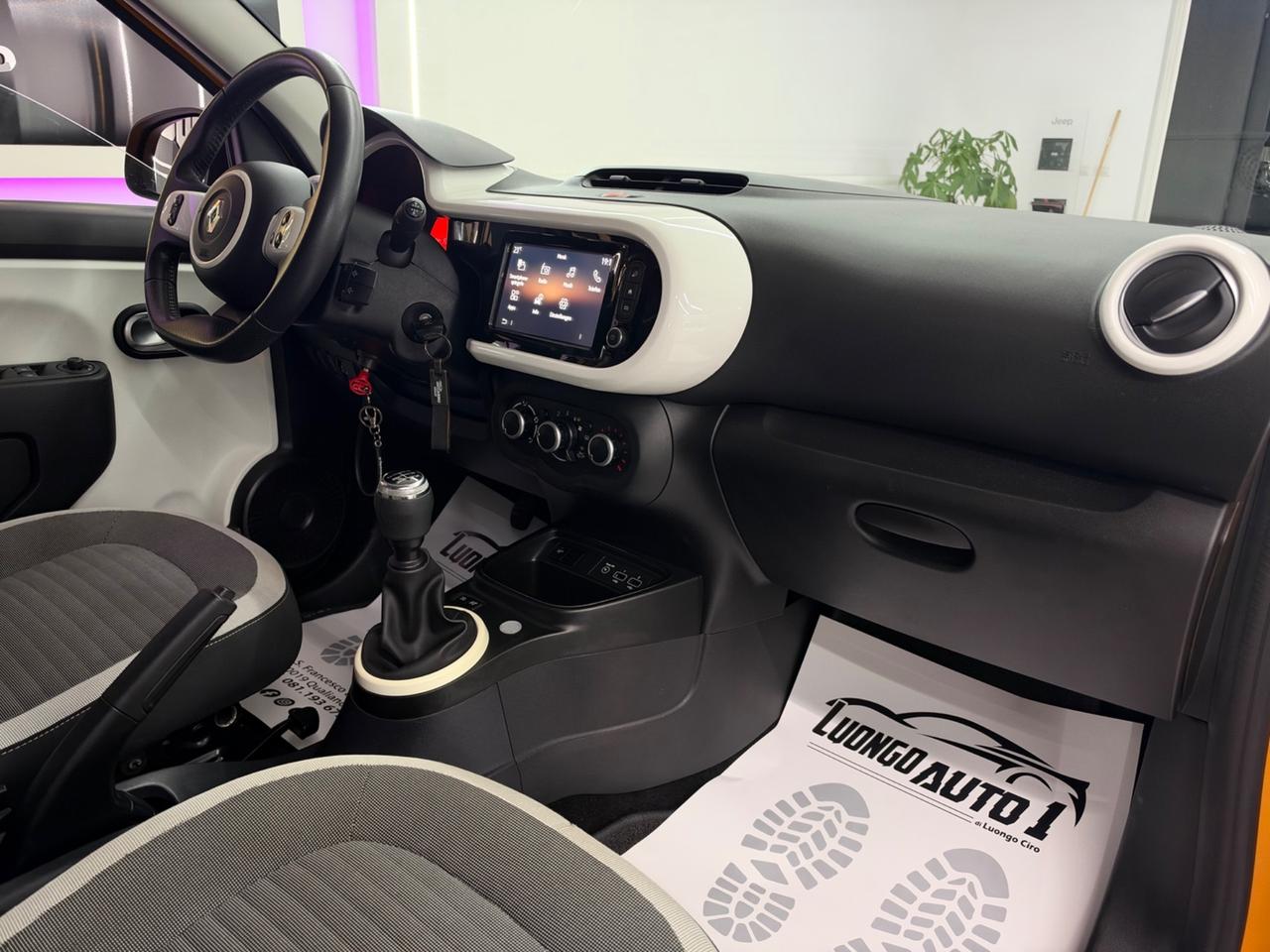 Renault Twingo SCe Intens Full Opt Car-Play