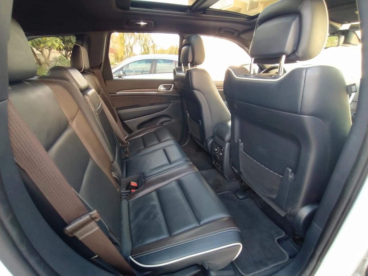 Jeep Grand Cherokee 3.0 V6 CRD 250 CV Mtj OVERLAND Tetto
