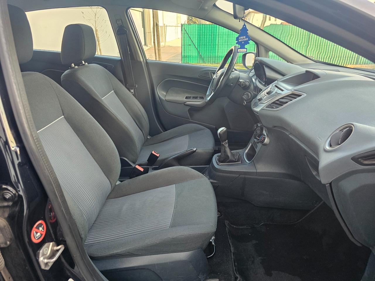 Ford Fiesta 1.4 TDCi 5p. Titanium