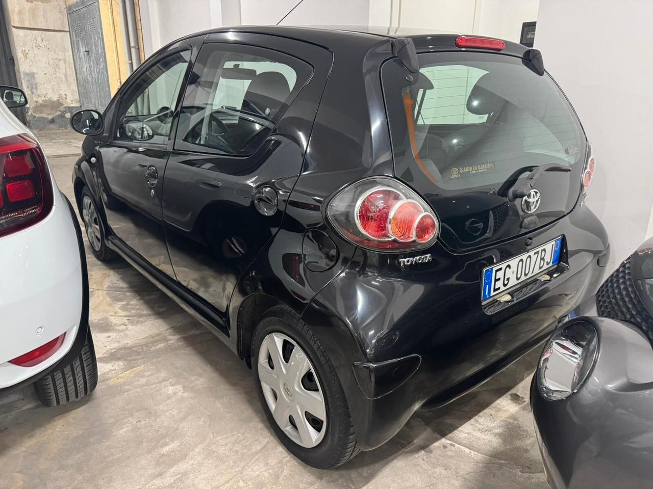 Toyota Aygo 1.0 12V VVT-i 5 porte Now Connect