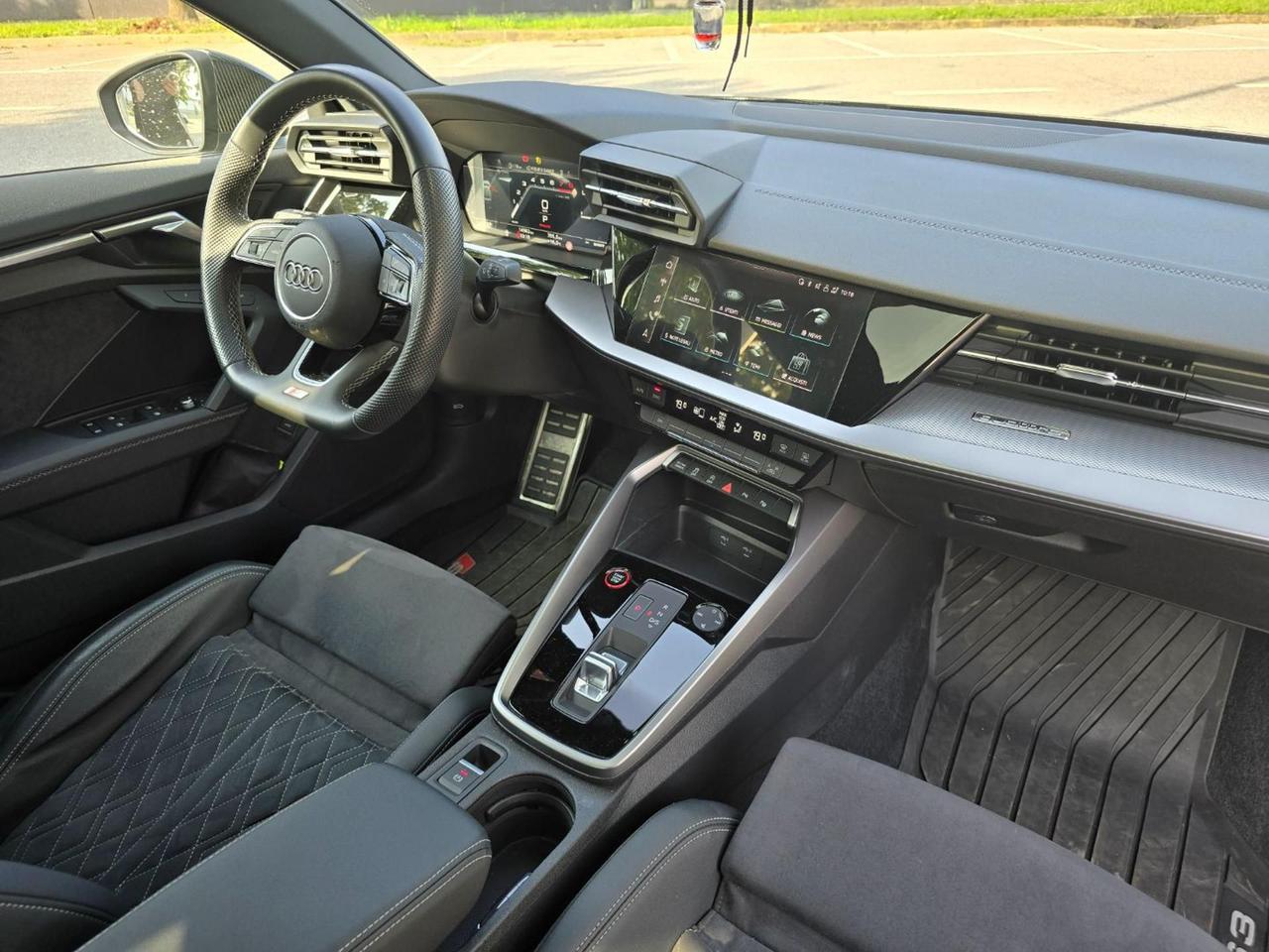 AUDI S3 Sedan TFSI 310 CV quattro S tronic sport attitude