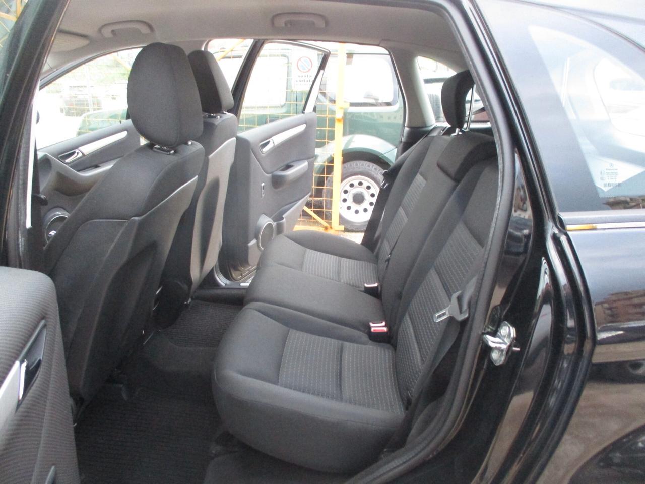 Mercedes-benz B 180 CDI Executive MOLTO BELLA 2010