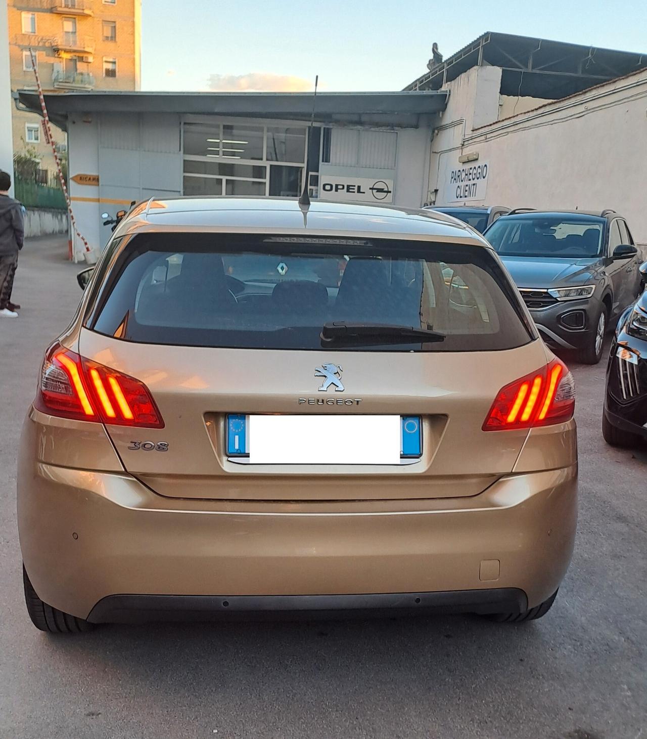 PEUGEOT 308 1.5 BlueHDi 130cv