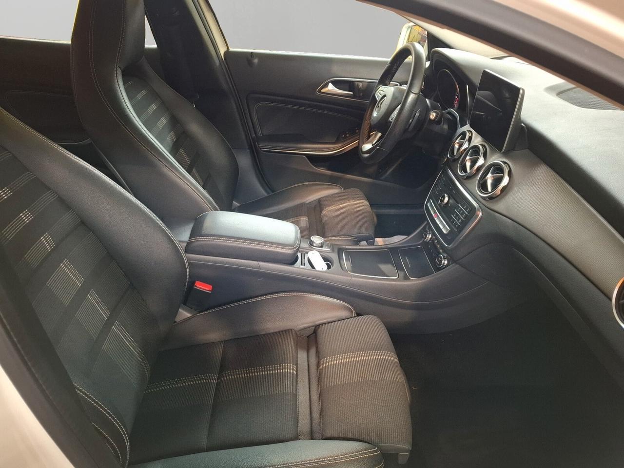 Mercedes-benz GLA 200 GLA 200 d Automatic 4Matic Premium