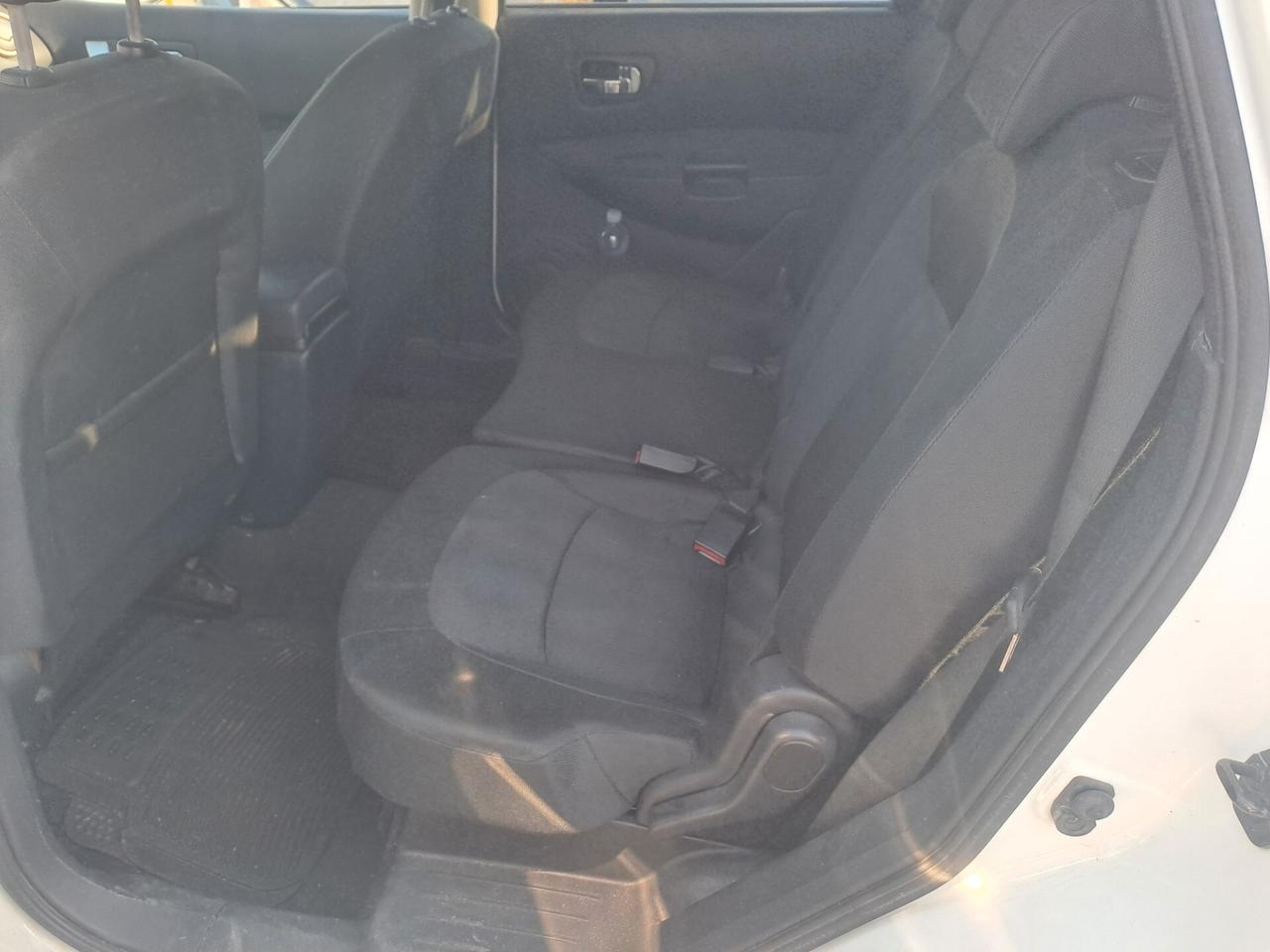NISSAN QASHQAI +2