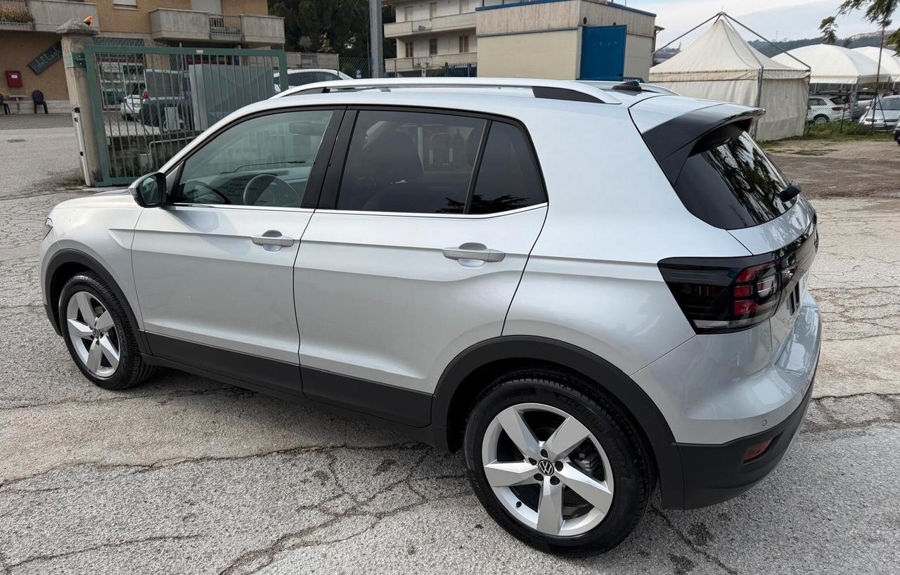 Volkswagen T-Cross 1.0 TSI 110 CV Sport
