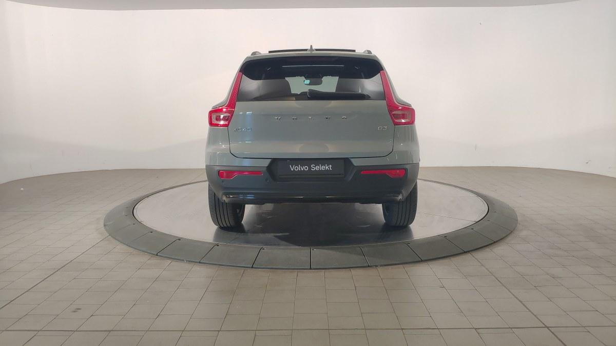 VOLVO Xc40 B3 Mild Hybrid Automatico Ultra Dark