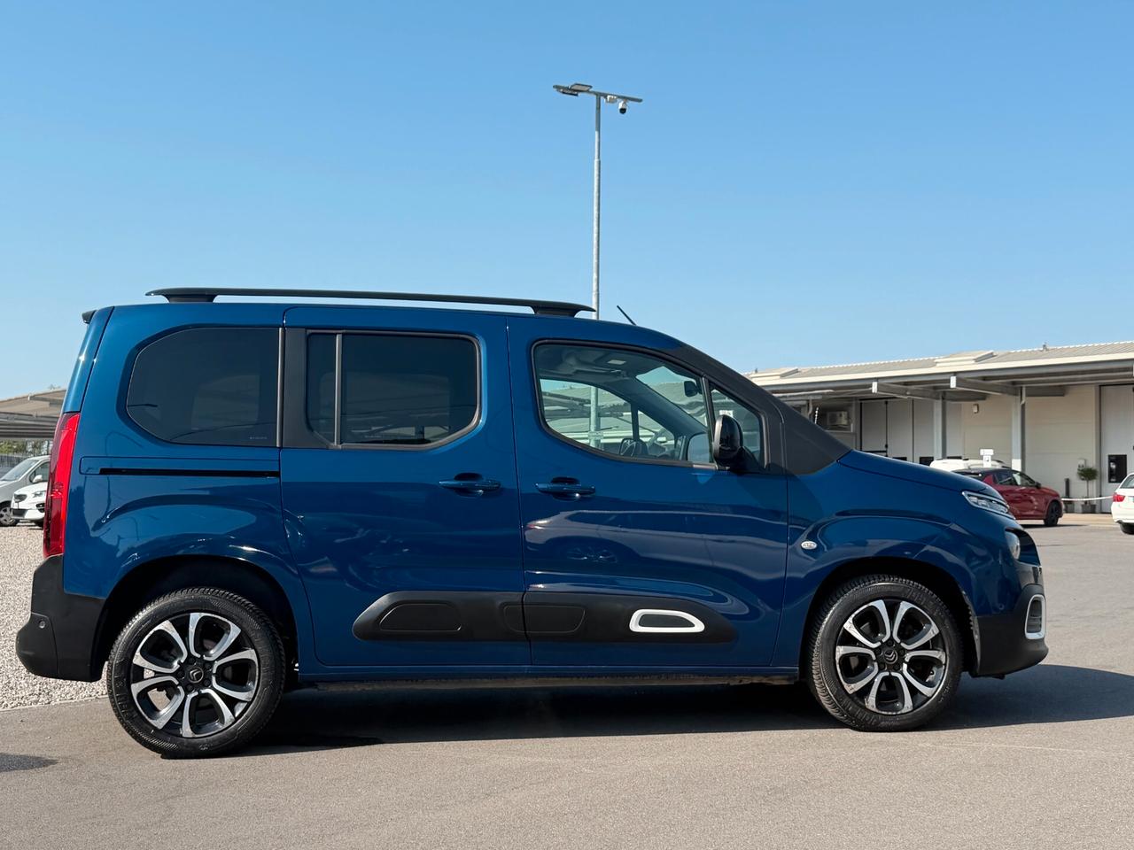 Citroen Berlingo BlueHDi 130 Stop&Start EAT8 M Shine