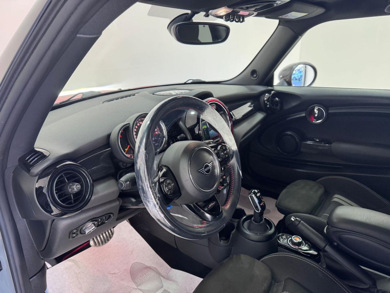 Mini 1.5 CooperD -JCW PACK-AUTOM-LED-GARANTIT-2019