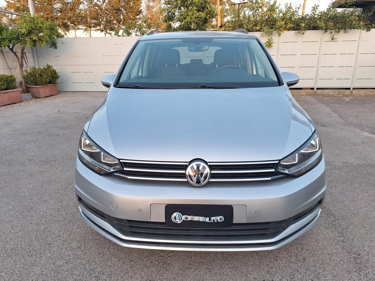 Volkswagen Touran 2.0 TDI 150cv Business NAV+RETROCAM. 2019