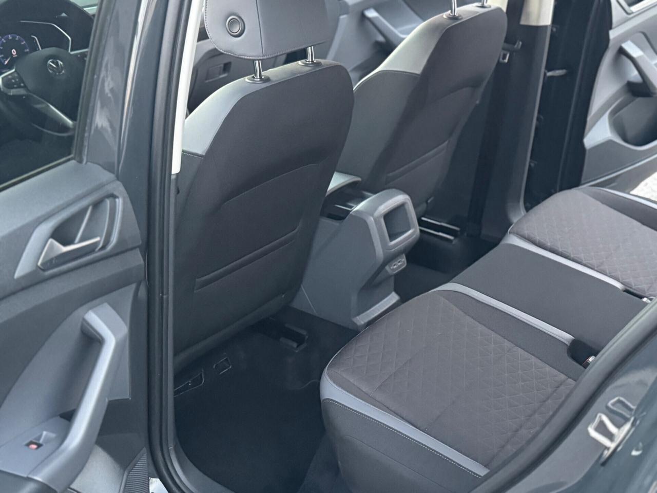 Volkswagen T-Cross 1.6 TDI Style Neopatentati !