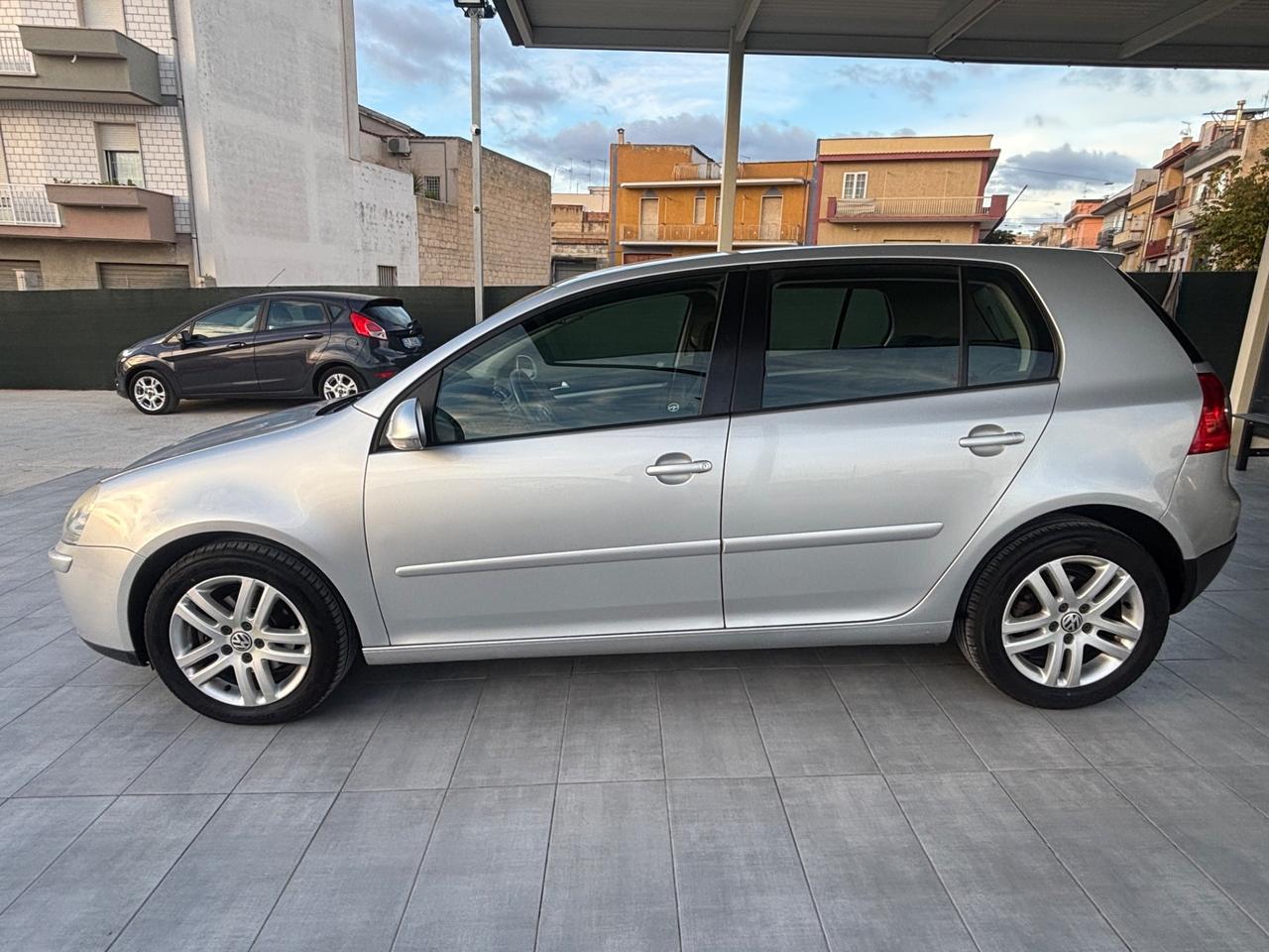 Volkswagen Golf 1.9 TDI DPF 5p. Comfortline