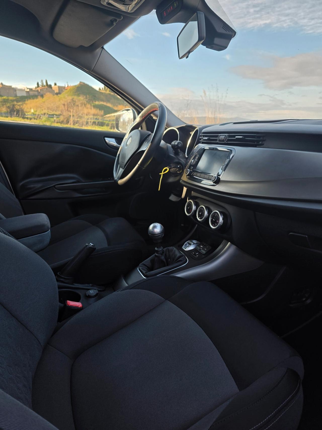 Alfa Romeo Giulietta 1.6 JTDm-2 105 CV Business