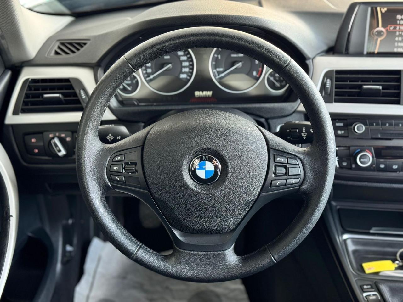 Bmw 320d cat Attiva Berlina 50.000km