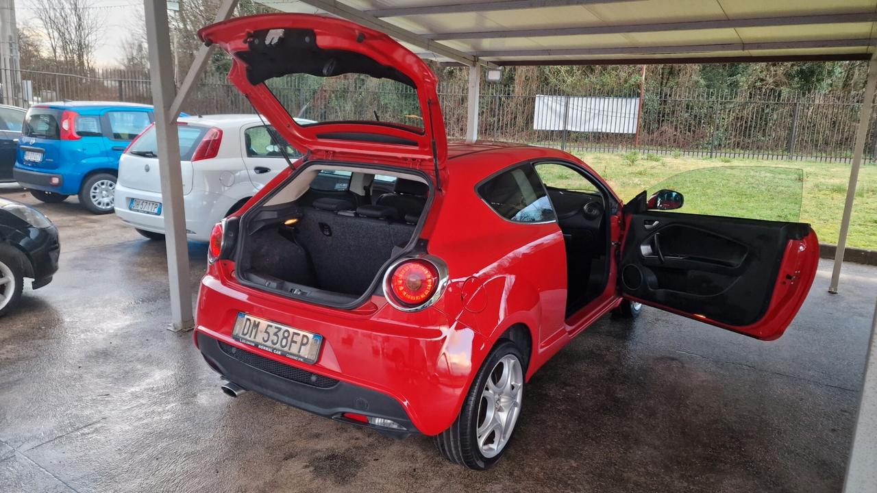 Alfa Romeo MiTo 1.6 JTDm 16V Distinctive Sport Pack