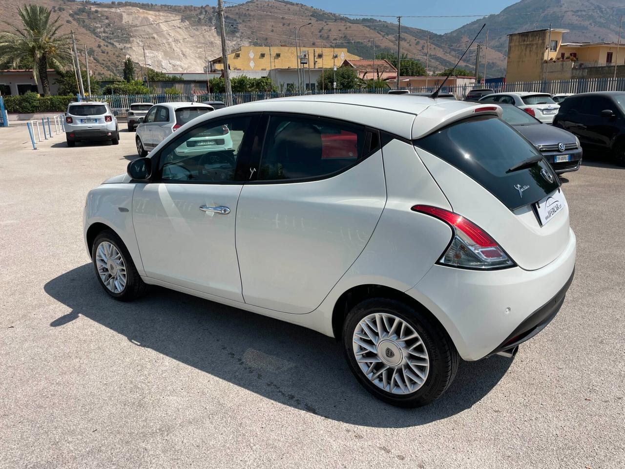 Lancia Ypsilon 1.3 MJT 16V 95 CV 5 porte S&S Gold