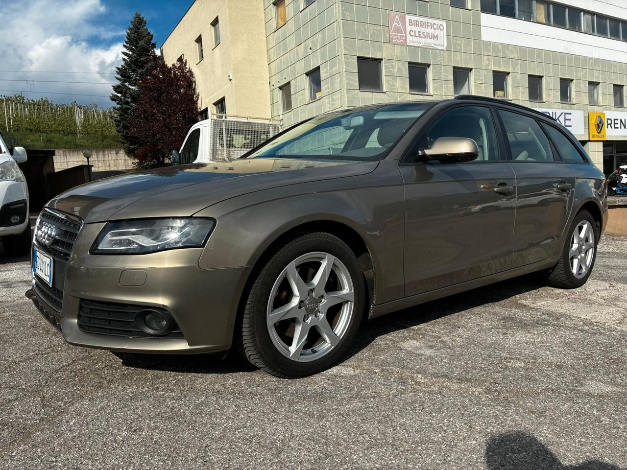 AUDI A4 4x4 AVANT 2.0 TDI 143CV QUATTRO MANUALE