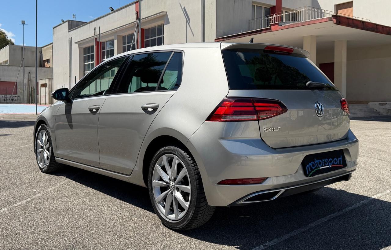 Volkswagen Golf 1.6 TDI executive virtual cockpit
