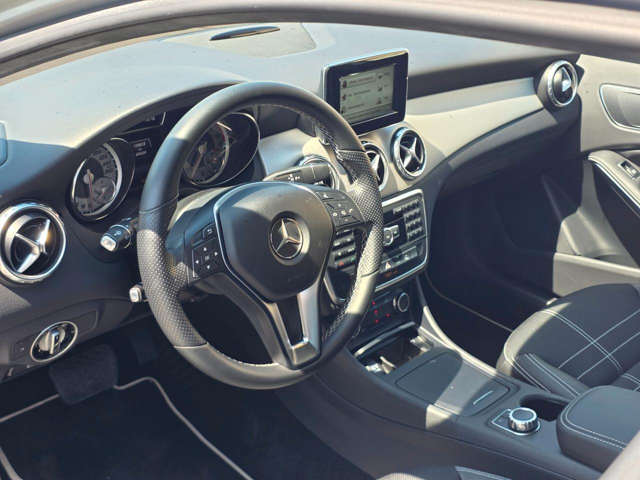 Mercedes-benz GLA 200 CDI Automatic Sport