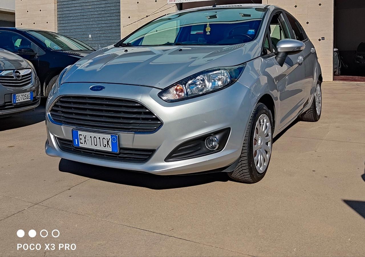 Ford Fiesta 1.5 TDCi 75CV 5 porte Titanium