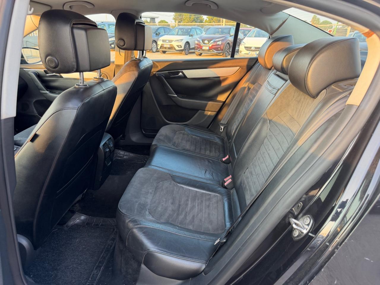VOLKSWAGEN PASSAT 2.0 TDI DSG 140 BERLINA FULL