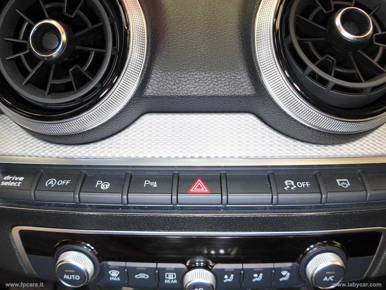 AUDI Q2 35 TDI quattro S tr. Identity Black