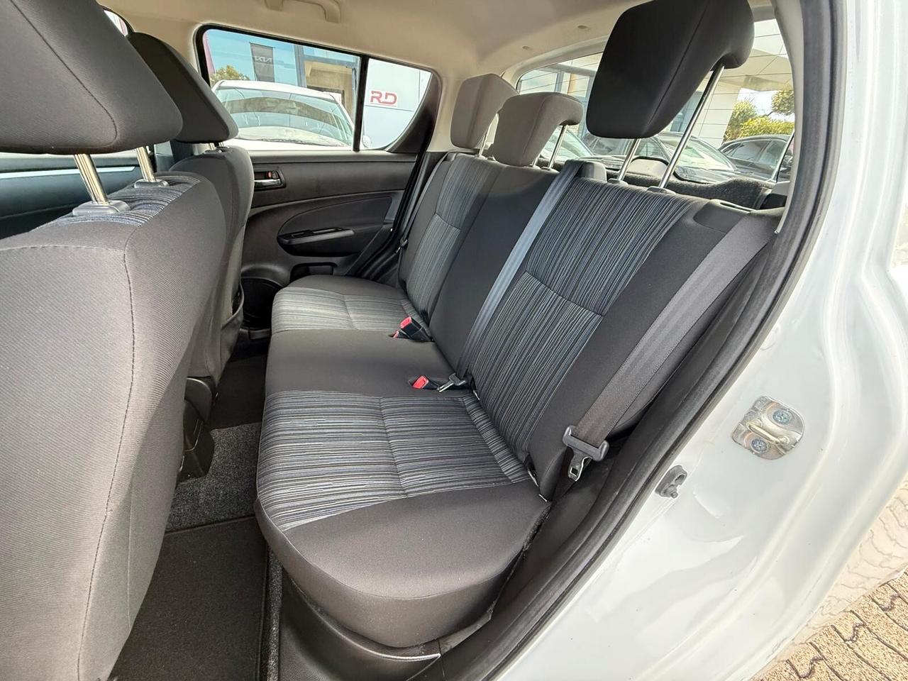 Suzuki Swift 1.2 VVT 5 porte - CON 24 MESI DI GARANZIA