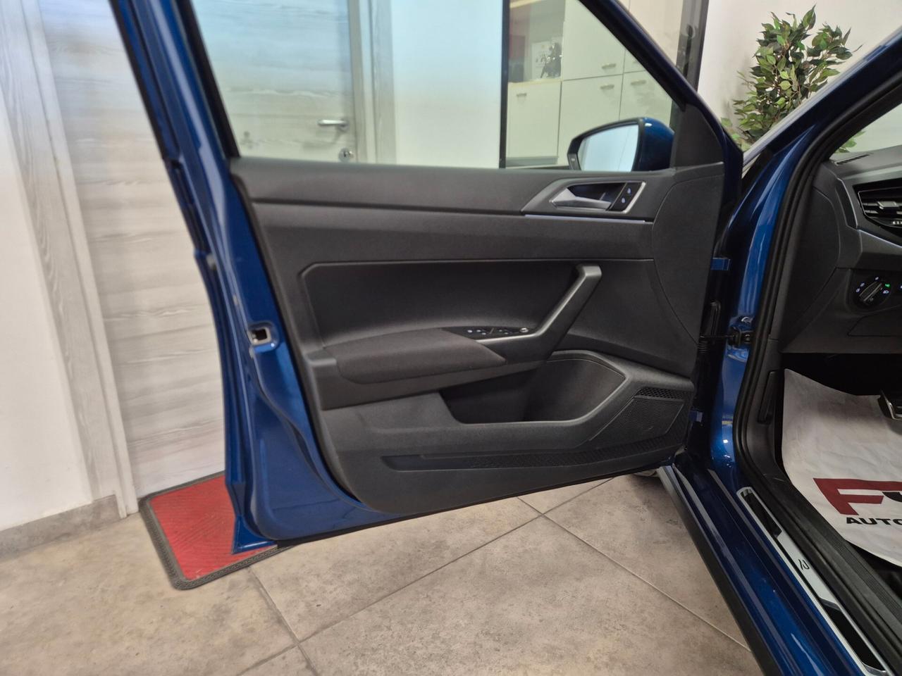 Volkswagen Polo 1.0 TSI 110 CV DSG R-Line