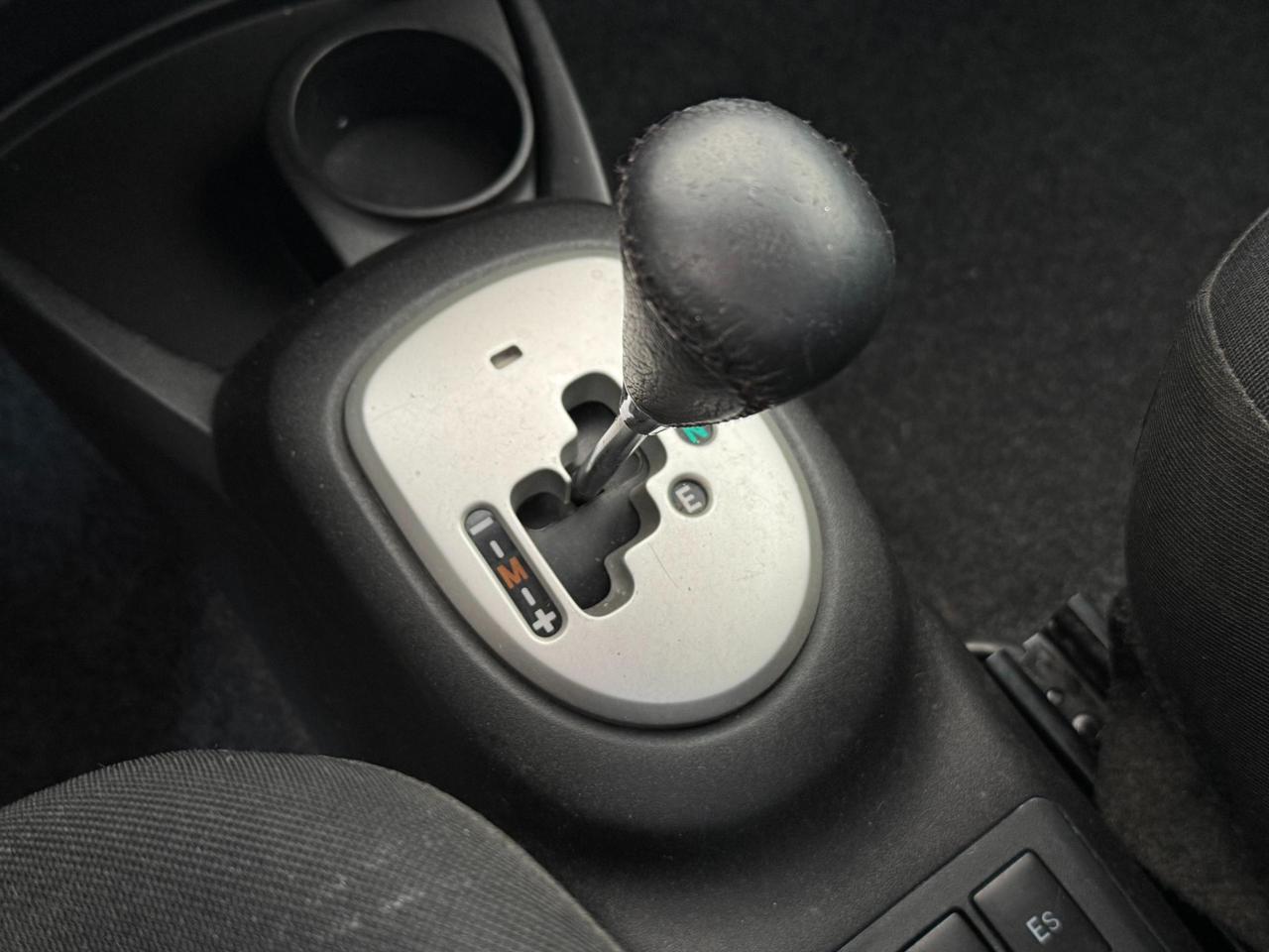 Toyota Yaris 5p 1.3 87cv Automatica Neopatentati