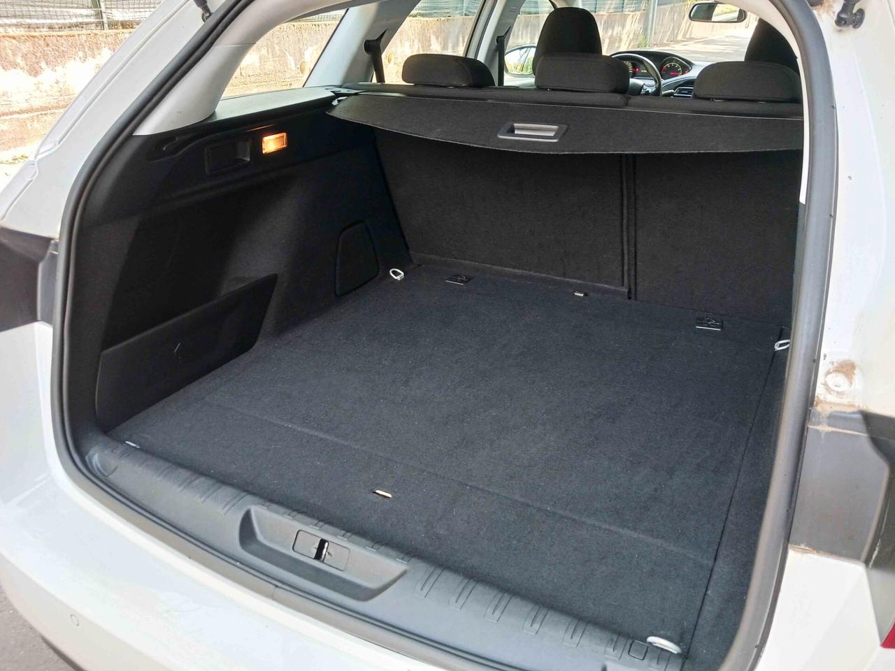 Peugeot 308 SW - PERFETTA IN TUTTO