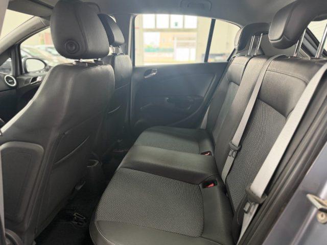 OPEL Corsa 1.2 5 porte Cosmo