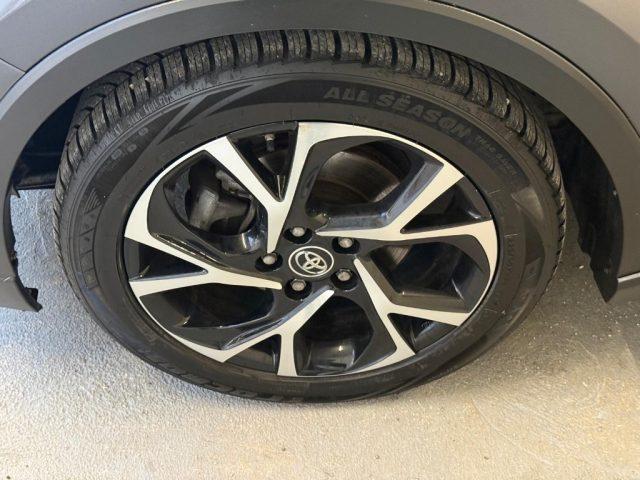 TOYOTA C-HR 1.8 Hybrid E-CVT Lounge