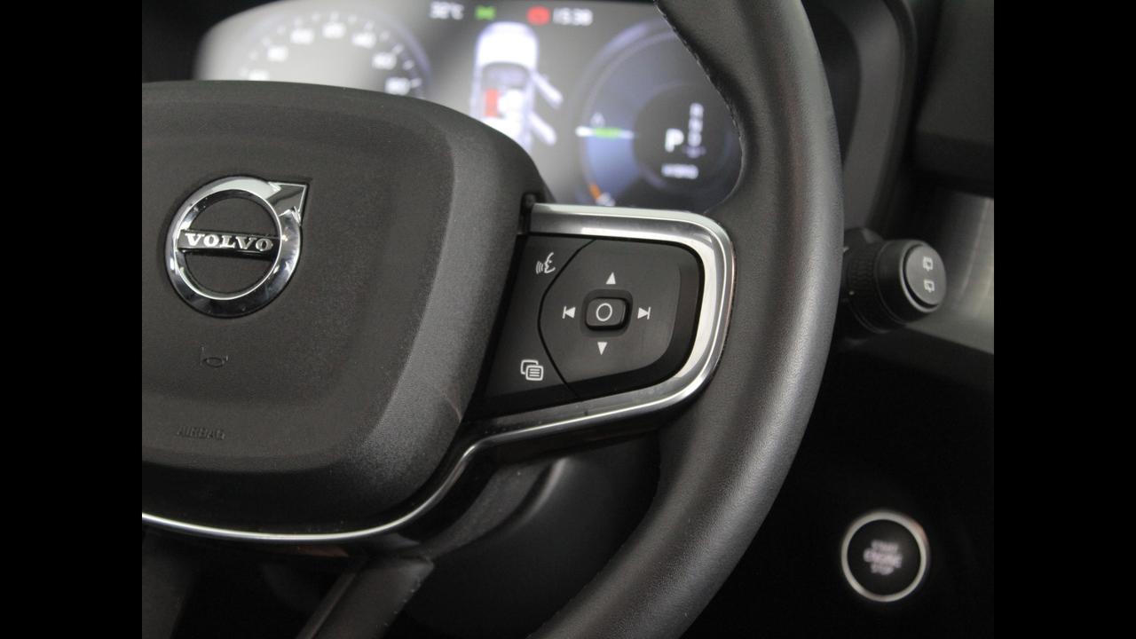 VOLVO XC40 - XC40 1.5 t5 phev Inscription Expression auto my21