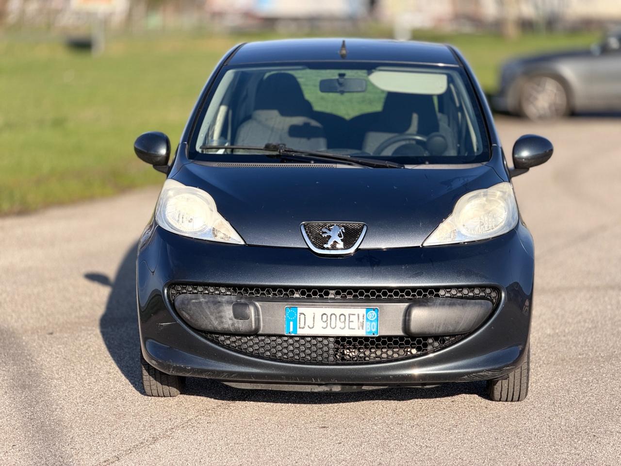 Peugeot 107 1.0 benzina ok neo patentati