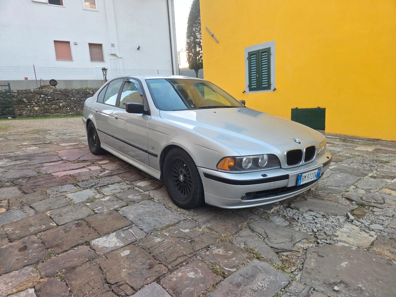 Bmw 530 530d 24V cat Attiva