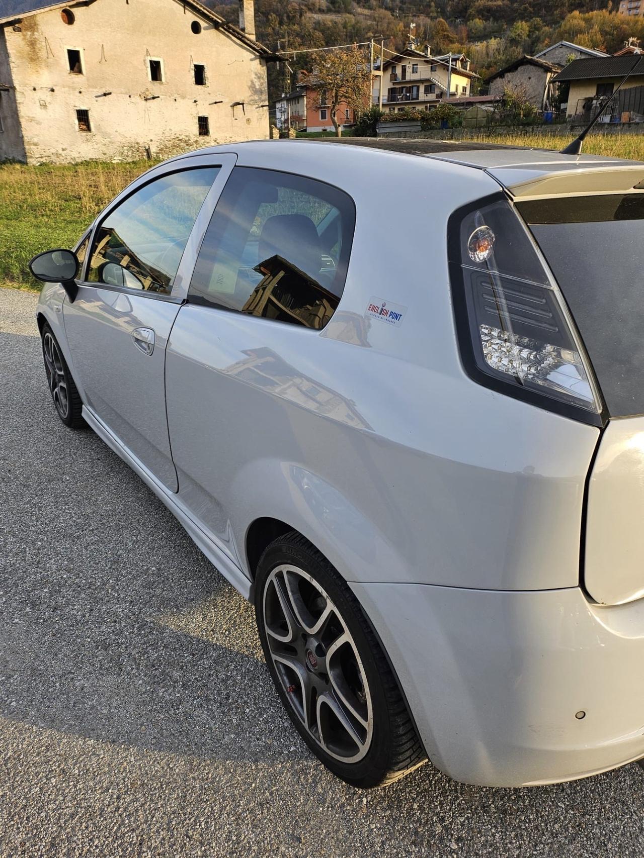 Fiat Grande Punto 1.9 MJT 130 CV 3 porte Sport