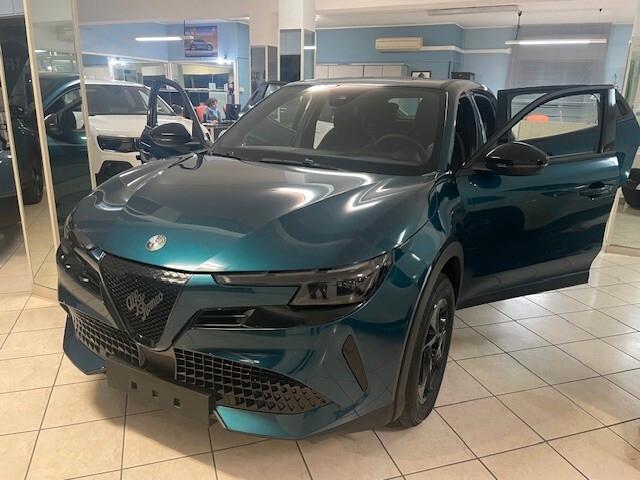 Alfa Romeo Junior 1.2 136 CV Hybrid eDCT6