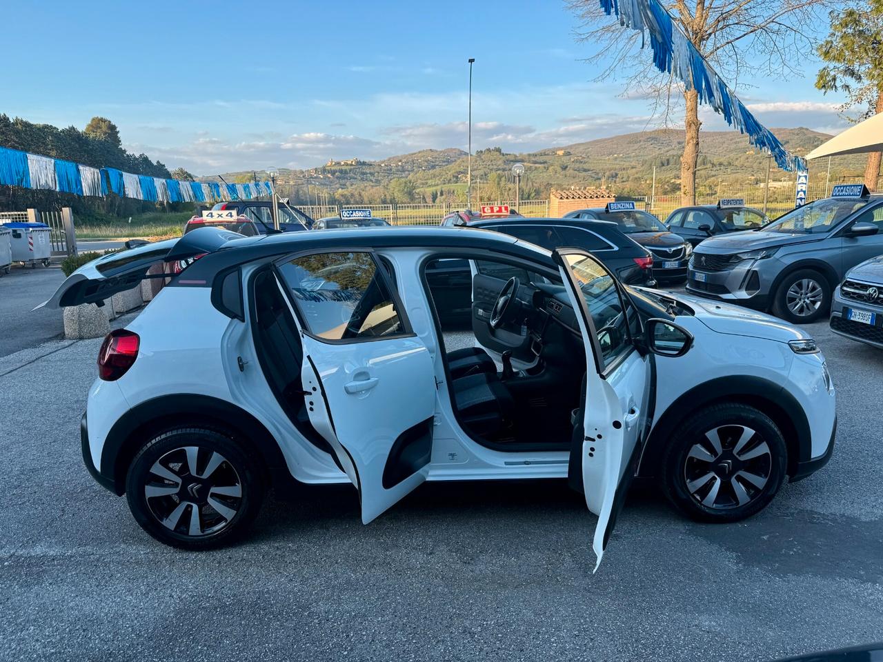 "UNA CHICCA" Citroen C3 1.2 C-Series +GPL