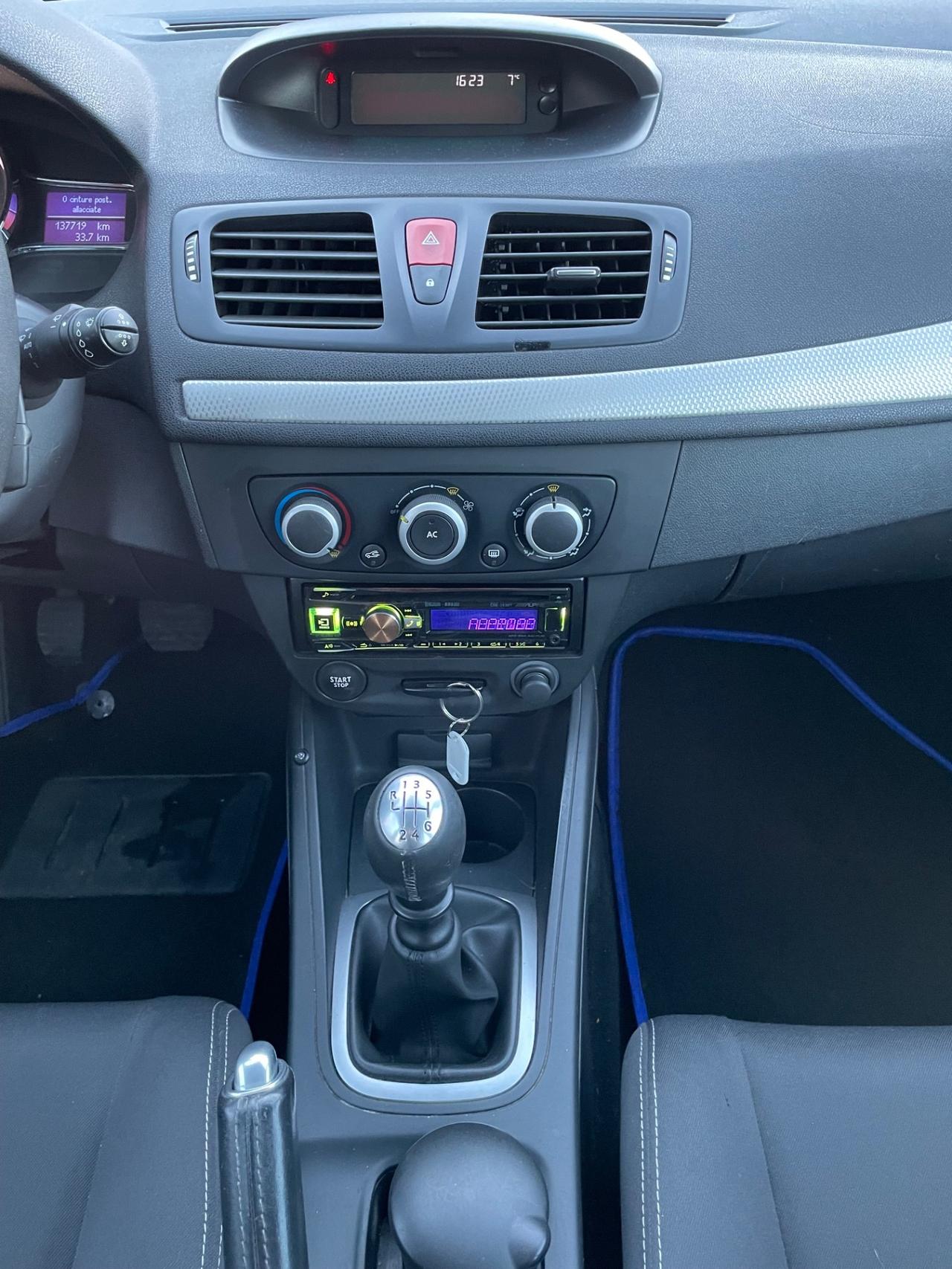 Renault Megane Mégane 1.4 TCe SporTour GT Line* Neo patentati *