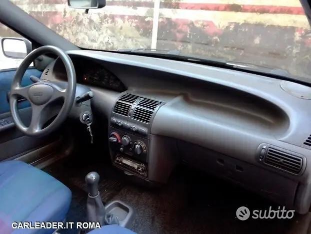 FIAT Punto 1.2 16v 85cv Cabrio elx 3P