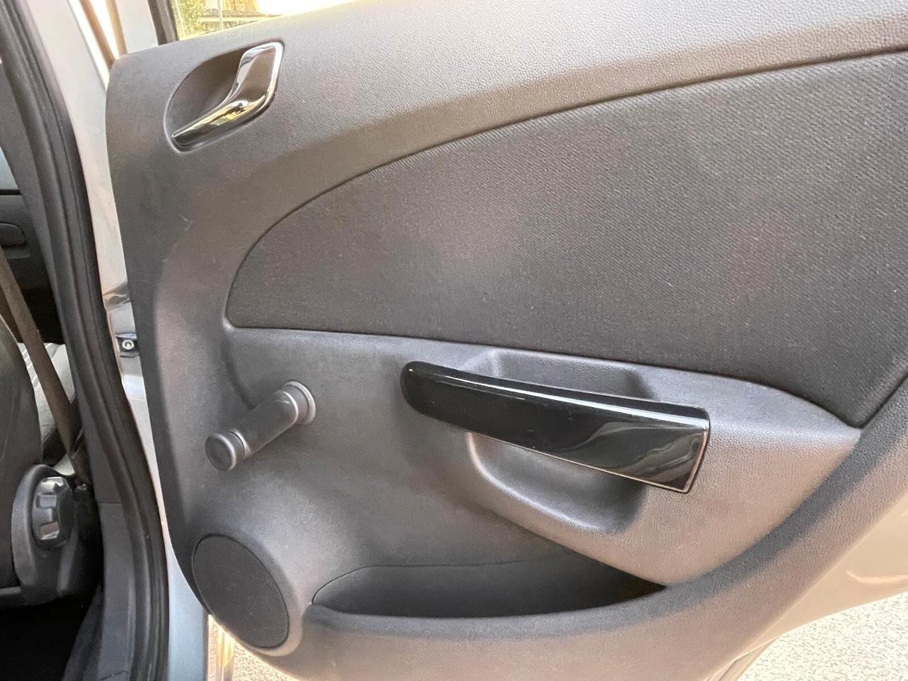 Opel Corsa 1.2 5 porte Edition