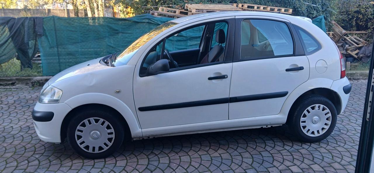 Citroen C3 1.4 HDi 70 autocarro