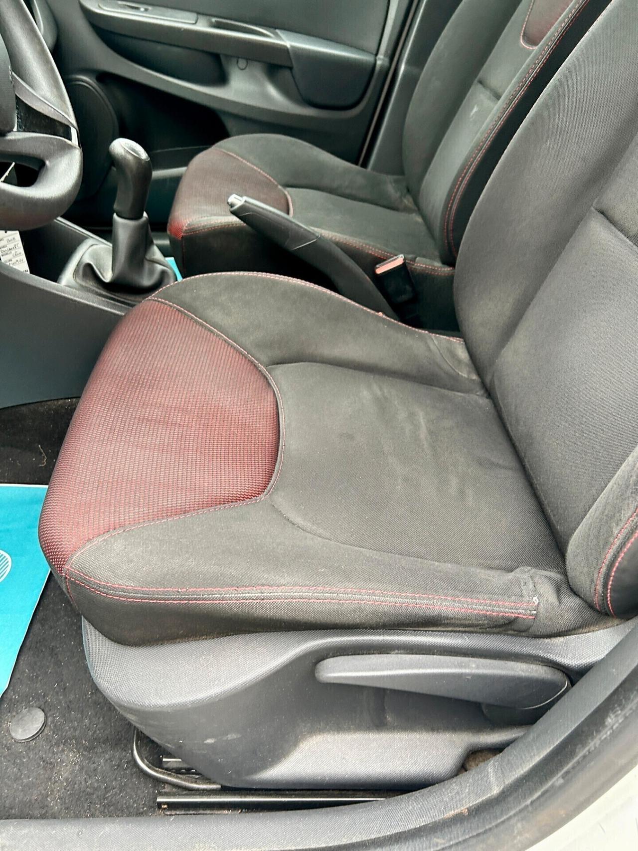 Renault Clio 1.2 75CV GPL 5 porte Live - OK NEOPATENTATO